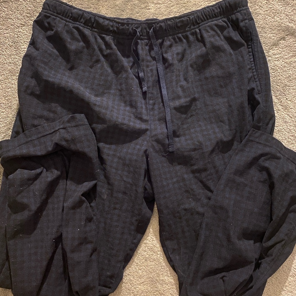 Nautica Men's Dark Checkered Joggers